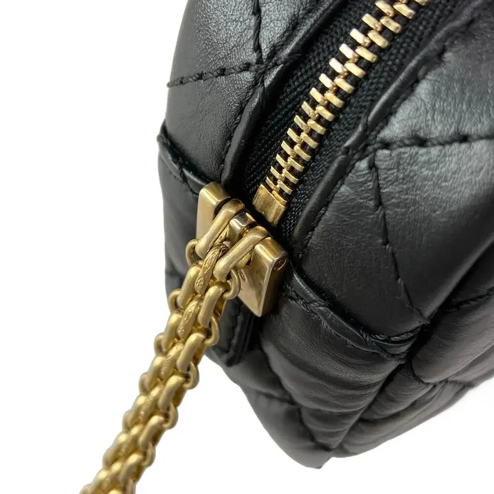 Chanel Matelasse / 2.55 Shoulder Bag A91768